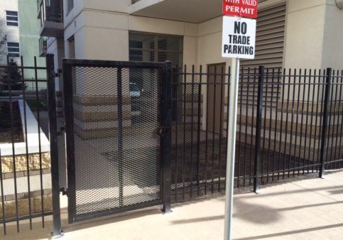 Custom fences calgary